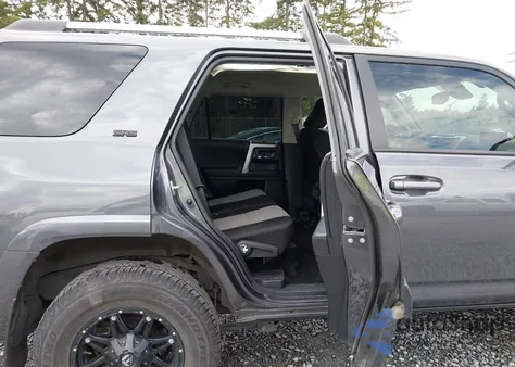 2023 Toyota 4Runner Sr5 из США, поврежденный, VIN JTEMU5JR8P6095412